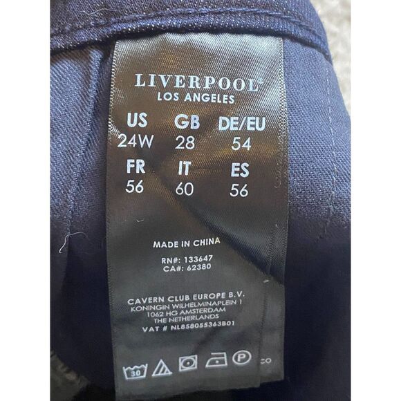 Liverpool Shorts Womens 24W (27x5.5) Midnight Blue Denim The Trouser Cuffed Plus - Picture 6 of 13